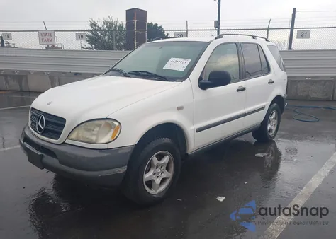 1998 Mercedes-Benz Ml 320 Classic из США, поврежденный, VIN 4JGAB54E7WA031715